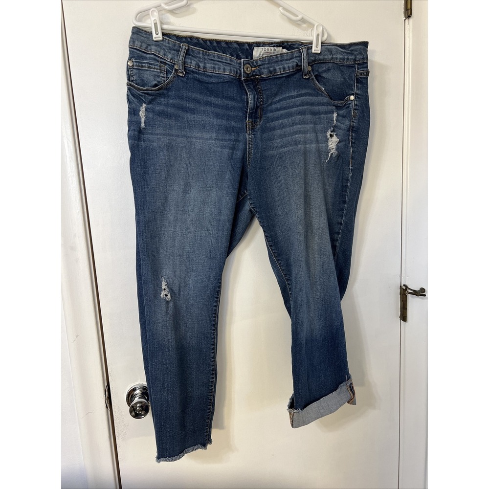 Torrid  Jeans We Wear By‎ The Fits Distressed Lace Ankle Rolled Cuffs  Size 20